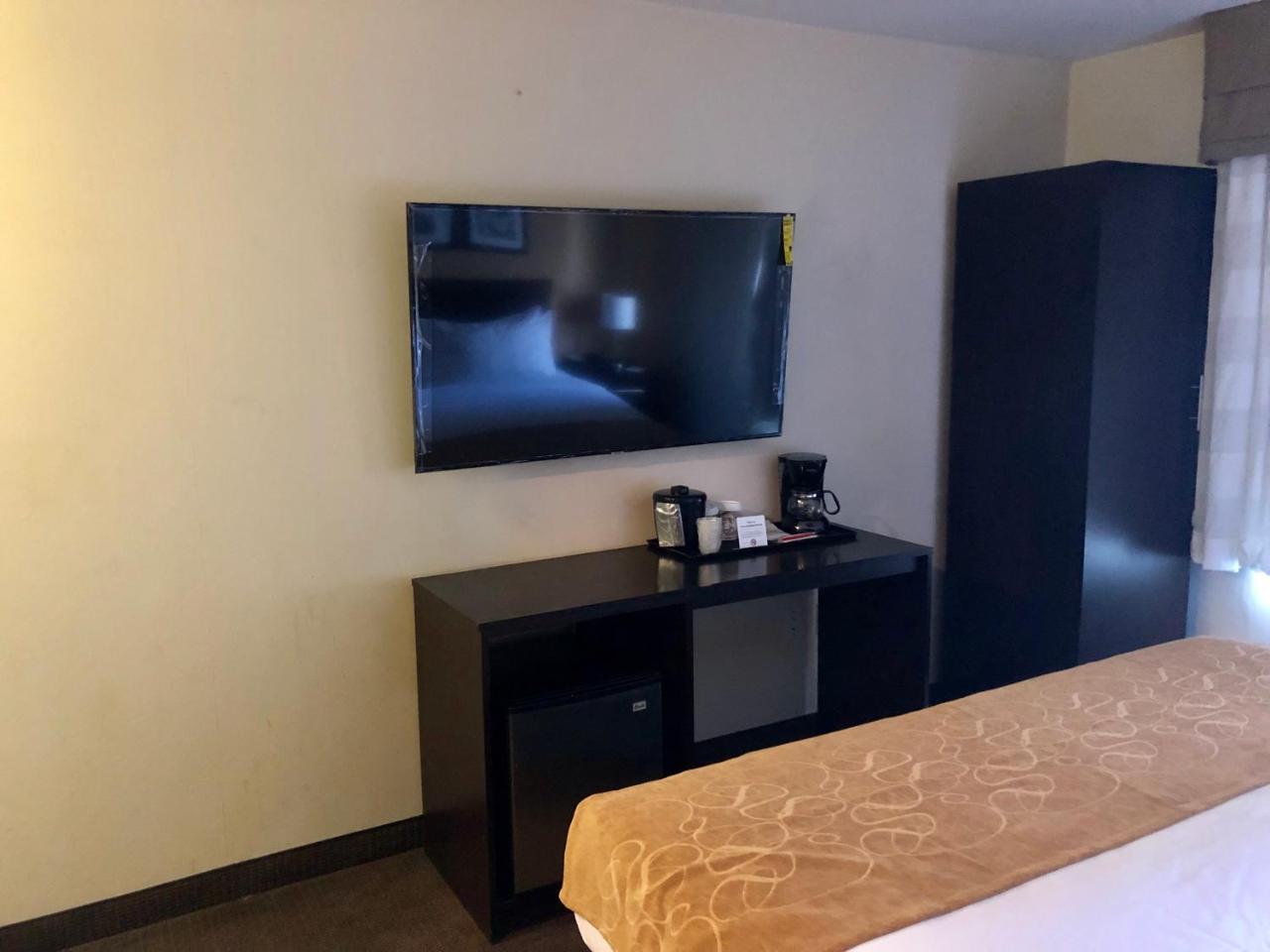 The Vue Inn Brooklyn Ню Йорк Екстериор снимка